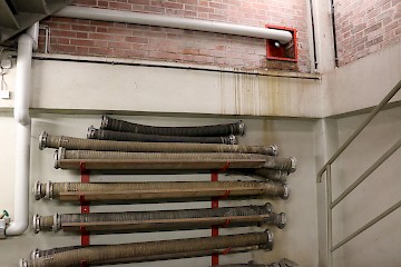 Trocknungsmöglichkeit für formstabile Saugschläuche